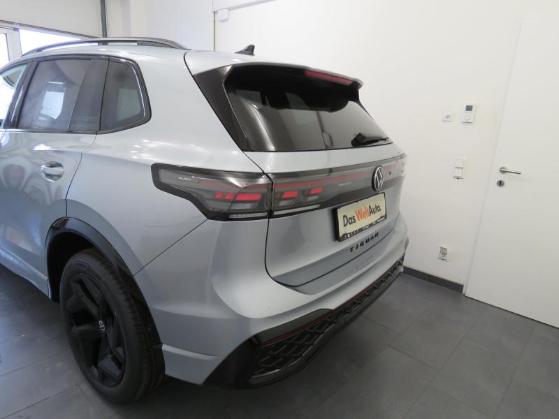 VW Tiguan R-Line TDI DSG