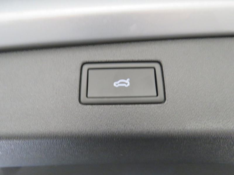 VW Tiguan R-Line TDI DSG