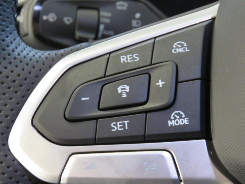 VW Tiguan R-Line TDI DSG