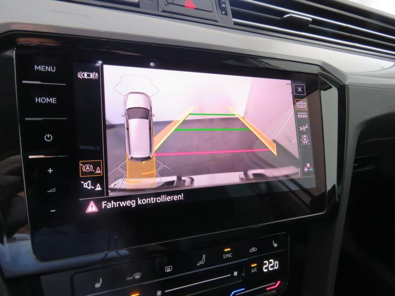VW Passat Variant Business