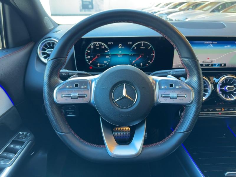 MERCEDES-BENZ GLA 200 d 4M AMG Line