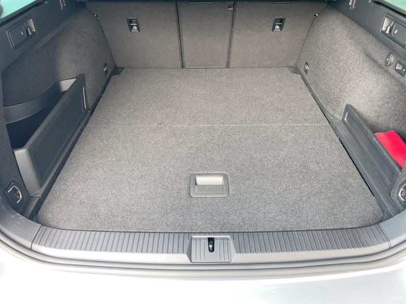 VW Passat Variant GTE