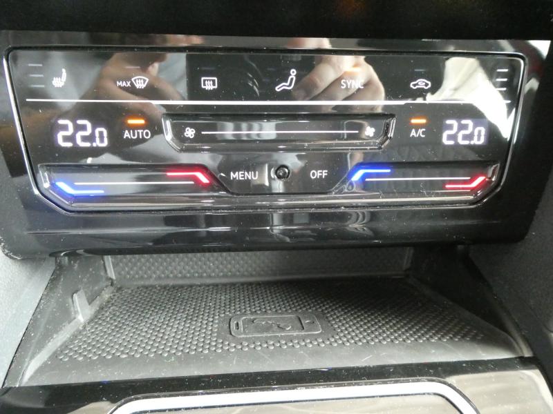 VW Passat Variant Business TDI DSG