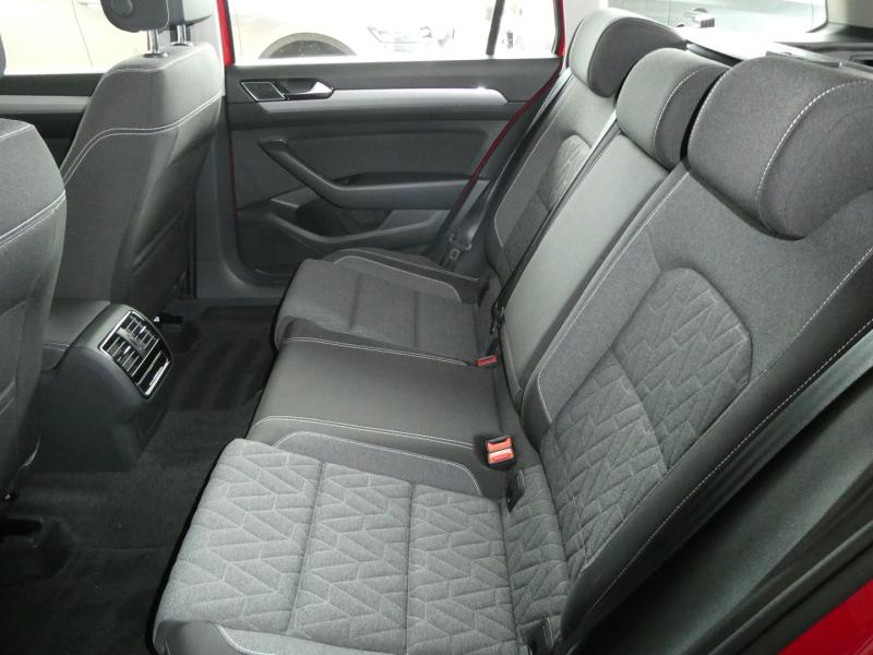 VW Passat Variant Business TDI DSG