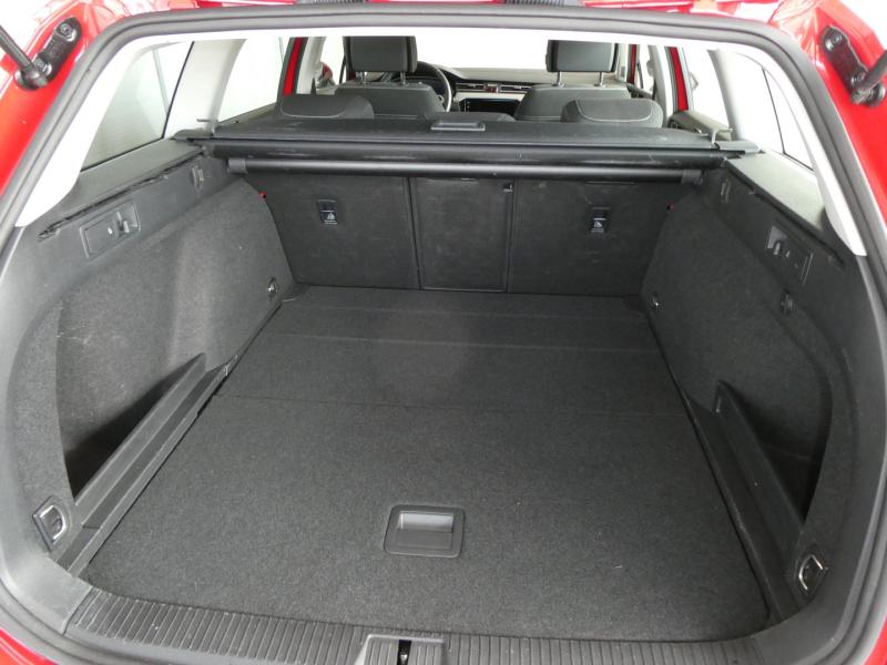VW Passat Variant Business TDI DSG