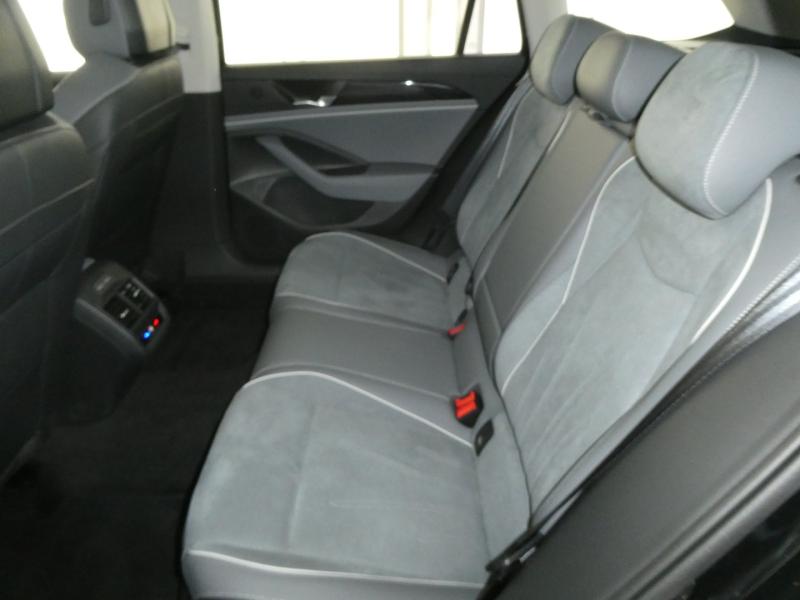 VW Passat Variant Business TDI DSG