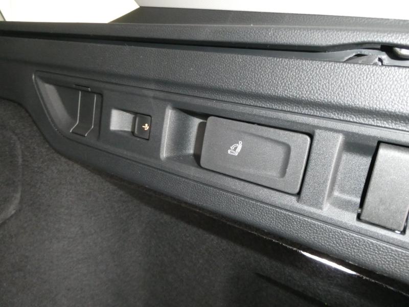 VW Passat Variant Business TDI DSG