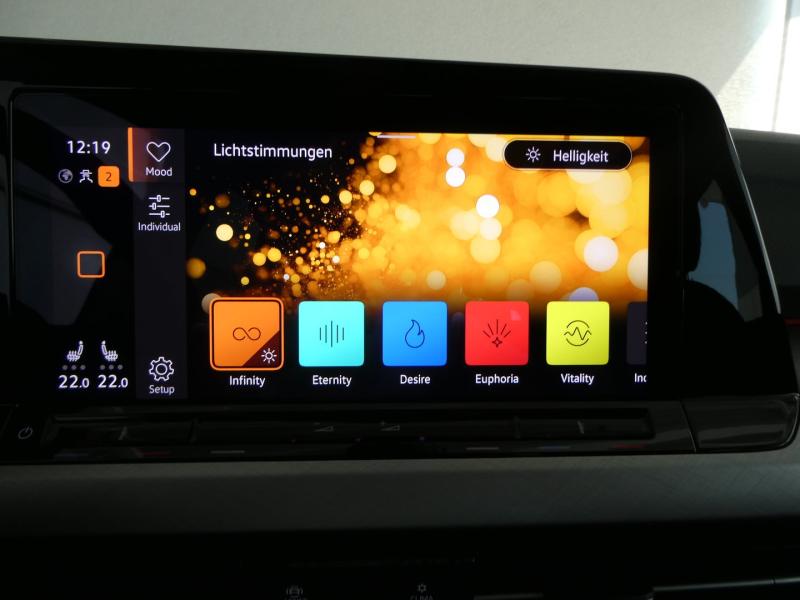 VW Golf Variant Life TDI