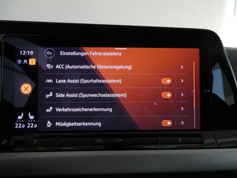 VW Golf Variant Life TDI
