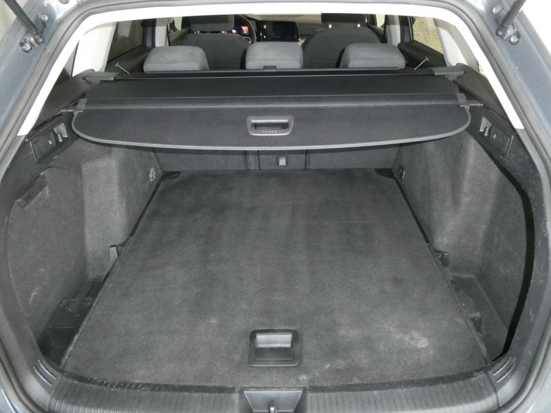 VW Golf Variant Life TDI