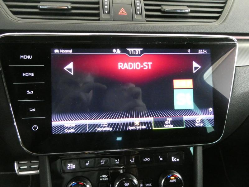 Škoda SUPERB Combi iV SPORTLINE DSG