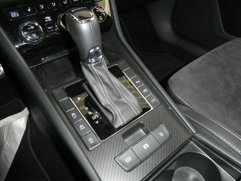 Škoda SUPERB Combi SPORTLINE TSI DSG