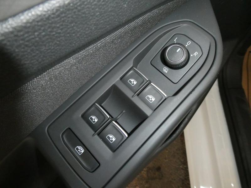 VW Golf Variant Life TDI