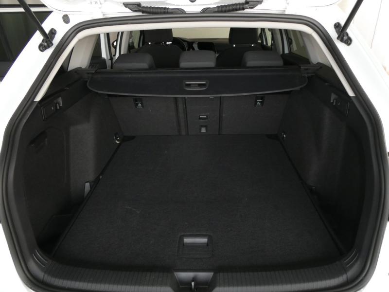 VW Golf Variant Life TDI