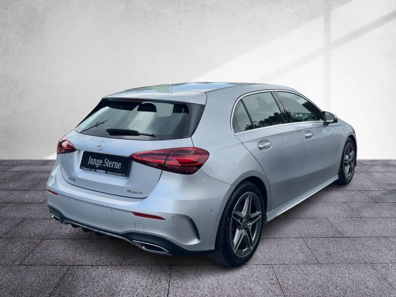 MERCEDES-BENZ A 220 4MATIC AMG-Line