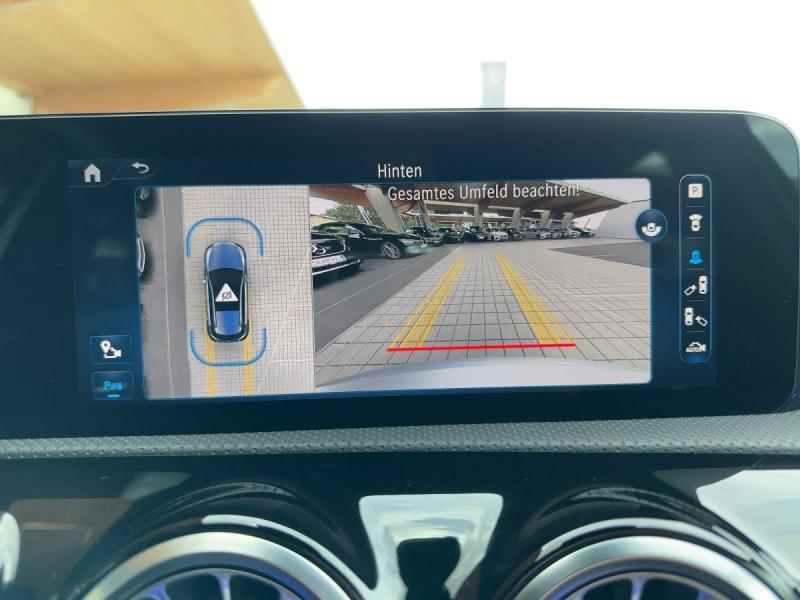 MERCEDES-BENZ A 220 4MATIC AMG-Line