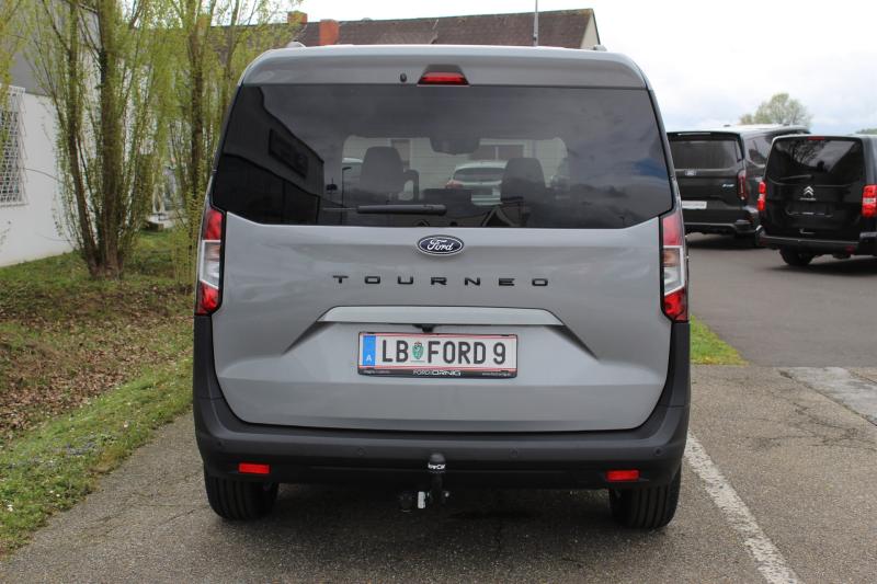 Tourneo Courier Titanium 1.0EcoBoost 125PS M6