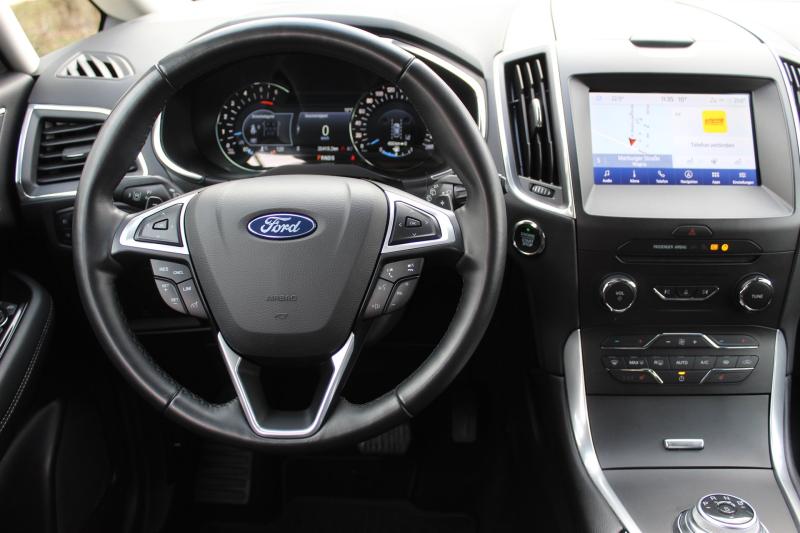 S-Max Titanium 2.0TDCI 150PS 7-Sitzer Automatik