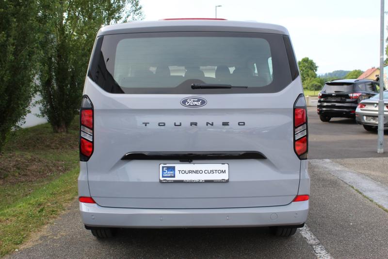 Tourneo Custom Bus 320L2H1 Titanium 2.0EcoBlue 170PS A8
