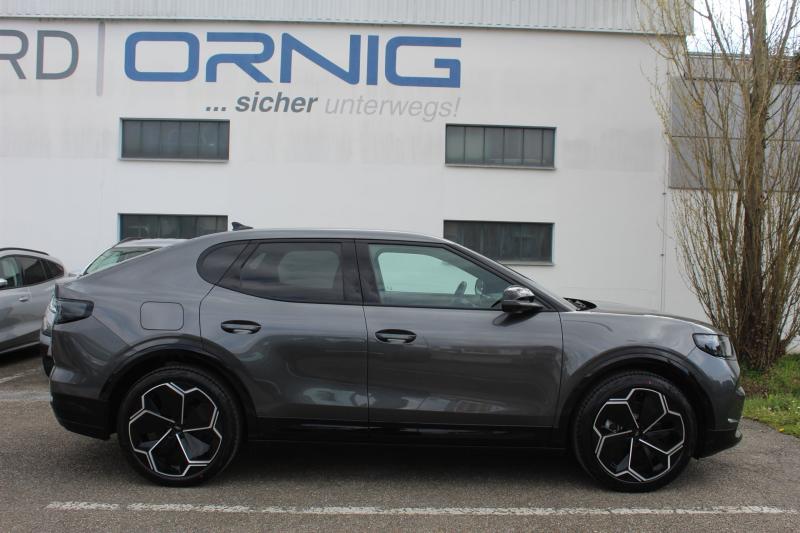 Capri Premium Extended Range RWD 77kWh 286PS