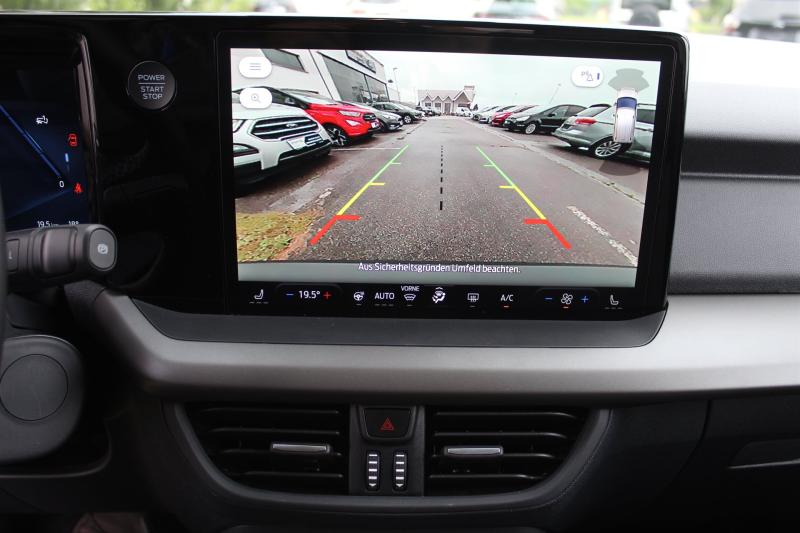 E- Tourneo Courier Titanium  43kWh 136PS