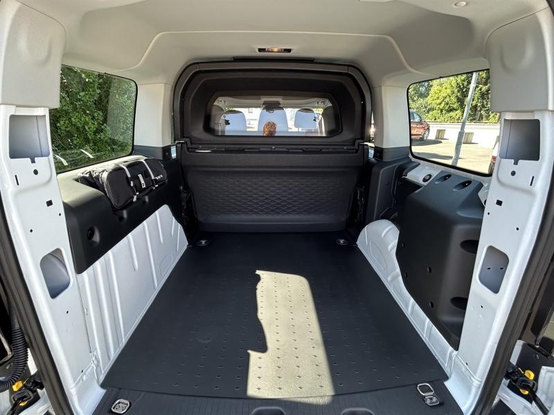 Grand Transit Connect Trend FlexiCab 1.5EcoBoost PHEV 150PS A6