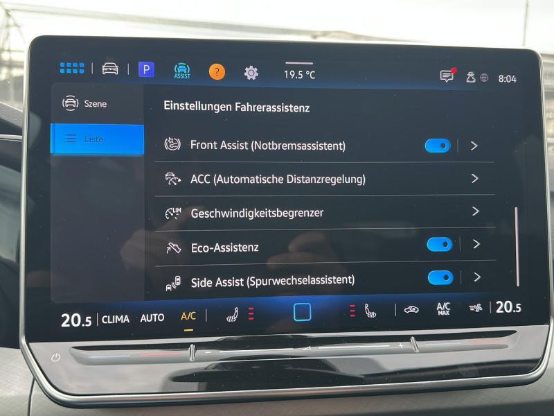 VW Golf Life TSI