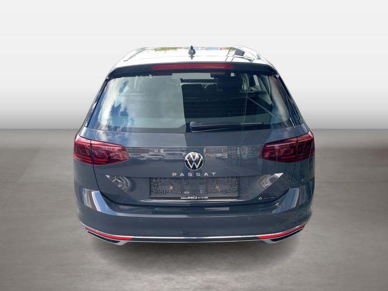 VW Passat Variant Elegance TDI 4MOTION DSG