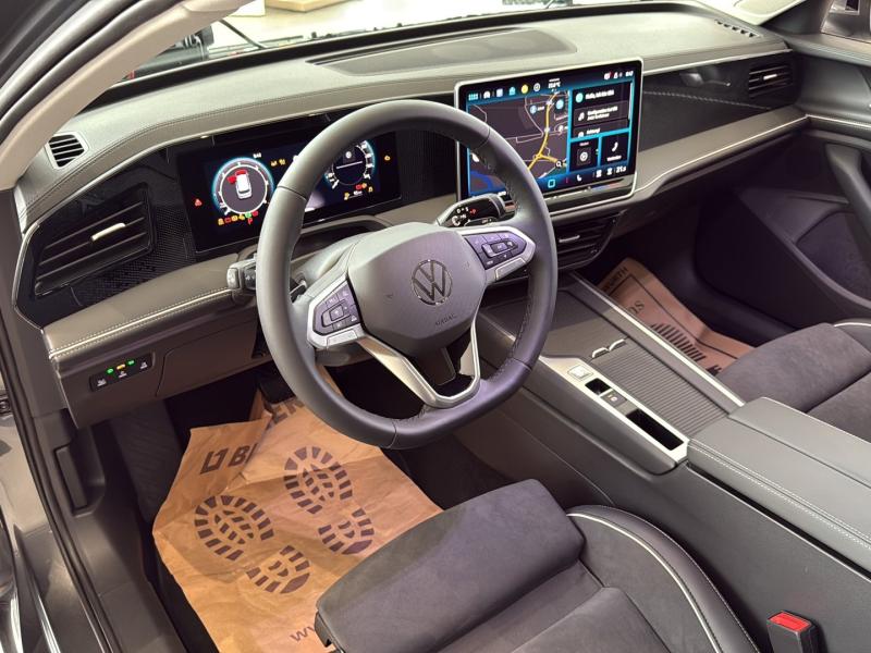 VW Passat Variant Business TDI DSG