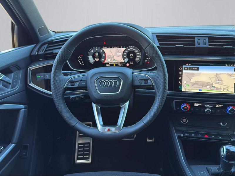 Audi Q3 Sportback 35 TDI admired