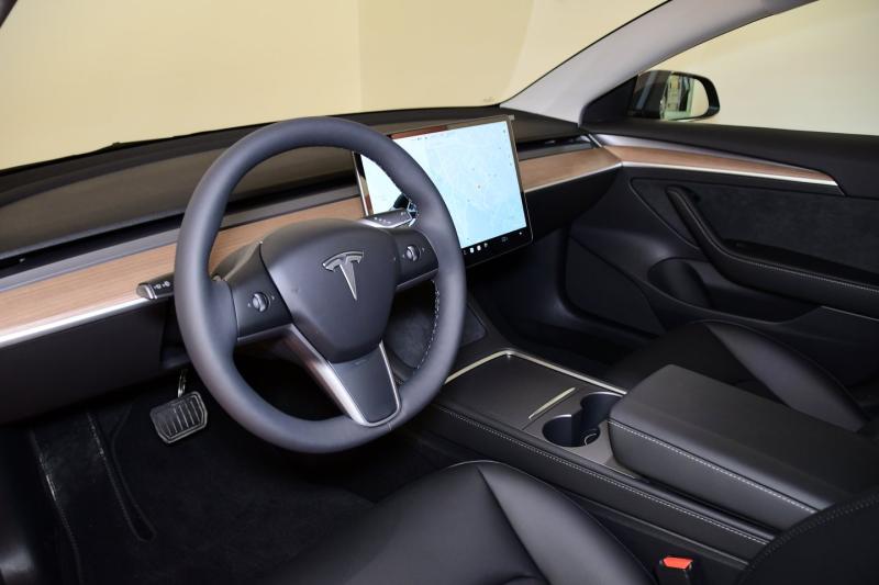Tesla Model 3 Standard Range RWD Plus 57,5kWh