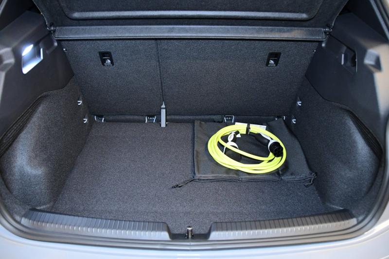 CUPRA Born 58 150kW/204PS