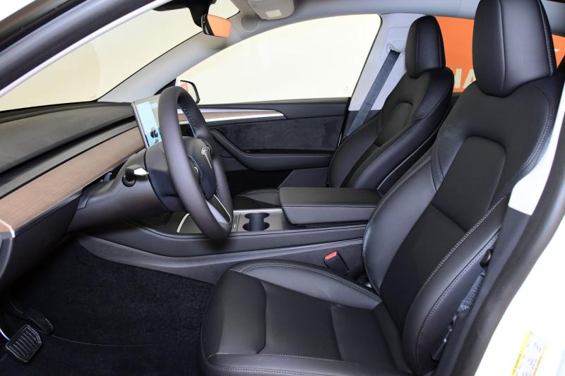 Tesla Model Y Long Range AWD 75kWh