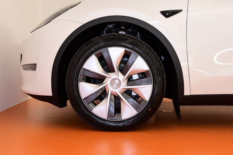 Tesla Model Y Long Range AWD 75kWh