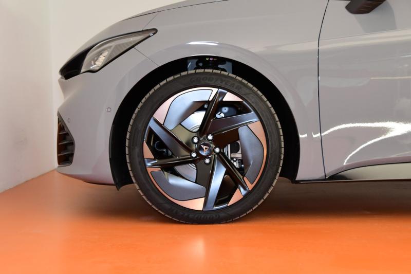 CUPRA Born 58/62 150kW/204PS