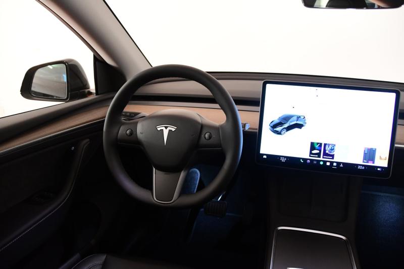 Tesla Model Y Long Range AWD 75kWh