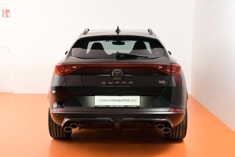 CUPRA Formentor VZ5 2.5 TSI 390 PS DSG 4Drive