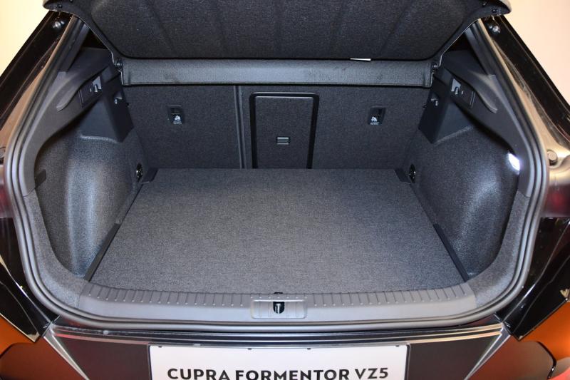 CUPRA Formentor VZ5 2.5 TSI 390 PS DSG 4Drive