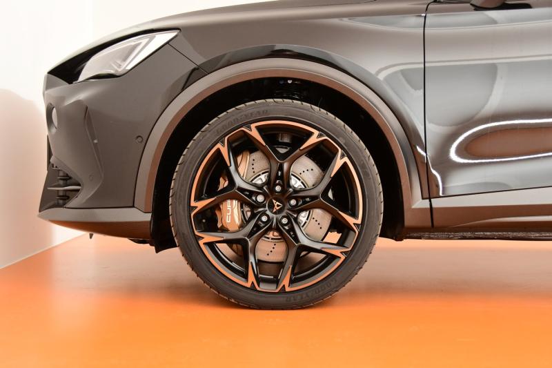 CUPRA Formentor VZ5 2.5 TSI 390 PS DSG 4Drive