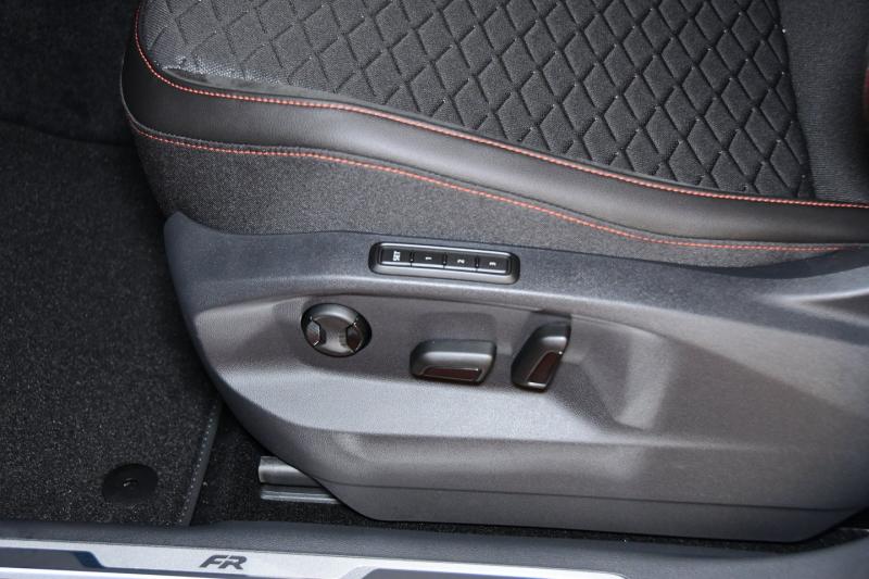 SEAT Tarraco FR eHYBRID 245 DSG