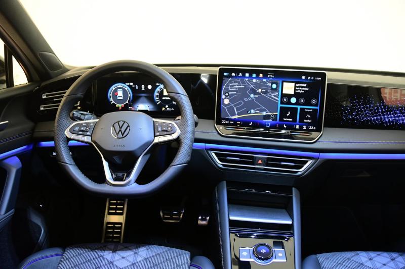 VW Tiguan R-Line TDI DSG