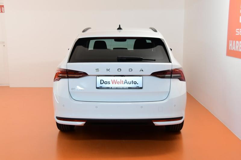 Škoda Octavia Combi Selection TDI DSG