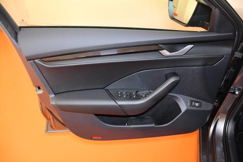Škoda Octavia Combi Selection TSI
