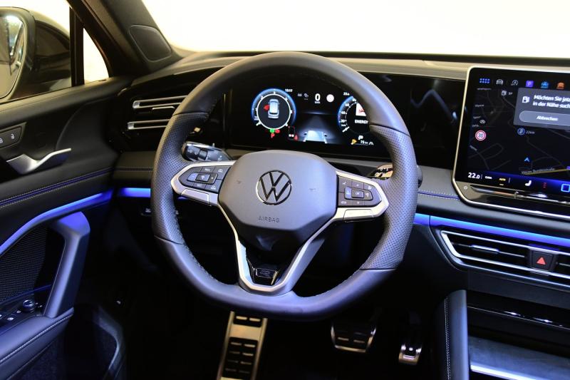 VW Tiguan R-Line TDI DSG