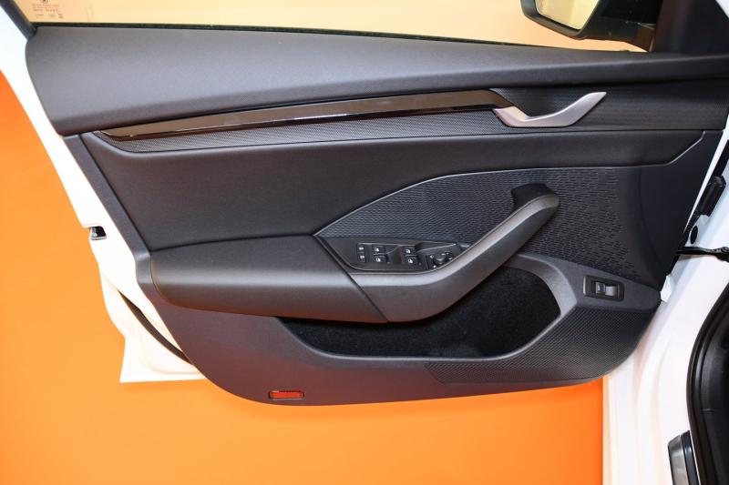 Škoda Octavia Combi Sportline TDI DSG