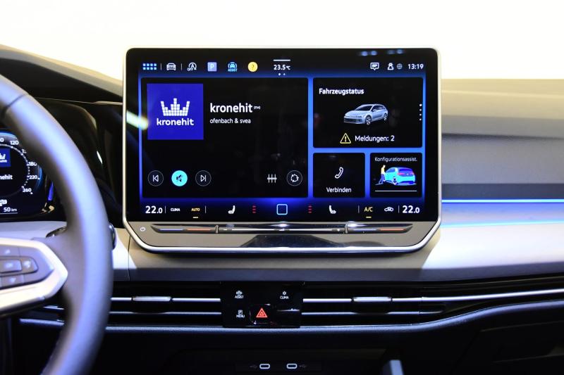 VW Golf Variant Life TSI