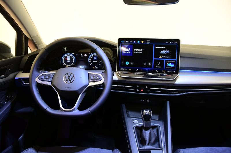 VW Golf Variant Life TSI