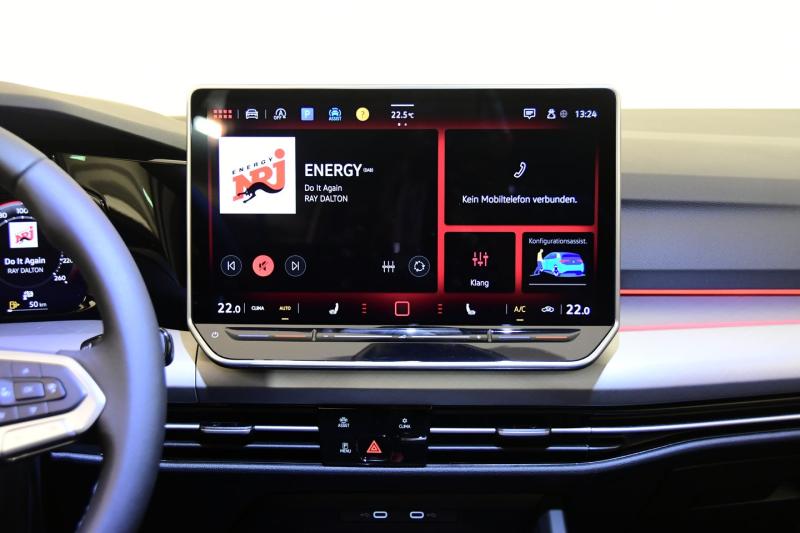 VW Golf Variant Life TDI BRIDGING