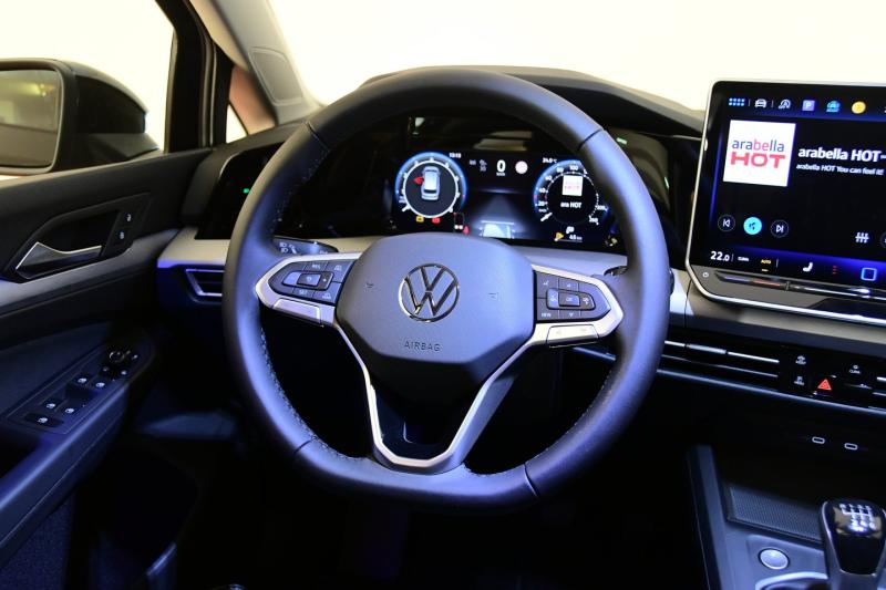 VW Golf Variant Life TDI BRIDGING