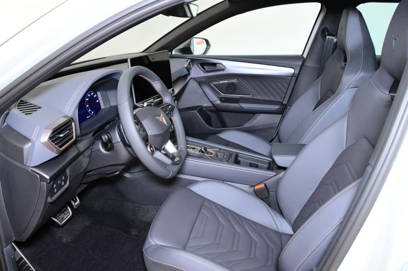 CUPRA Leon SP Kombi VZ 2.0 TSI DSG 4Drive